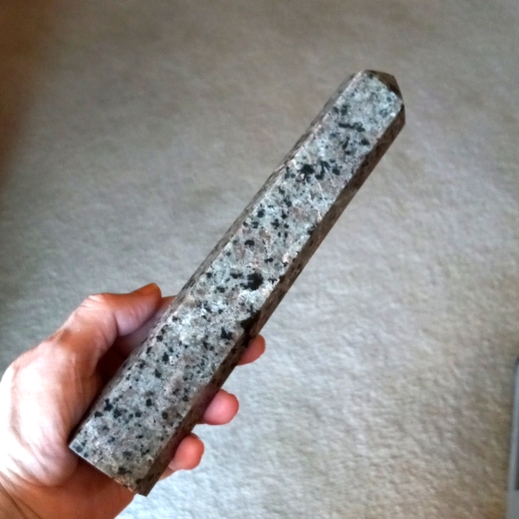 Yooperlite Crystal Tower. - Picture 7 of 8